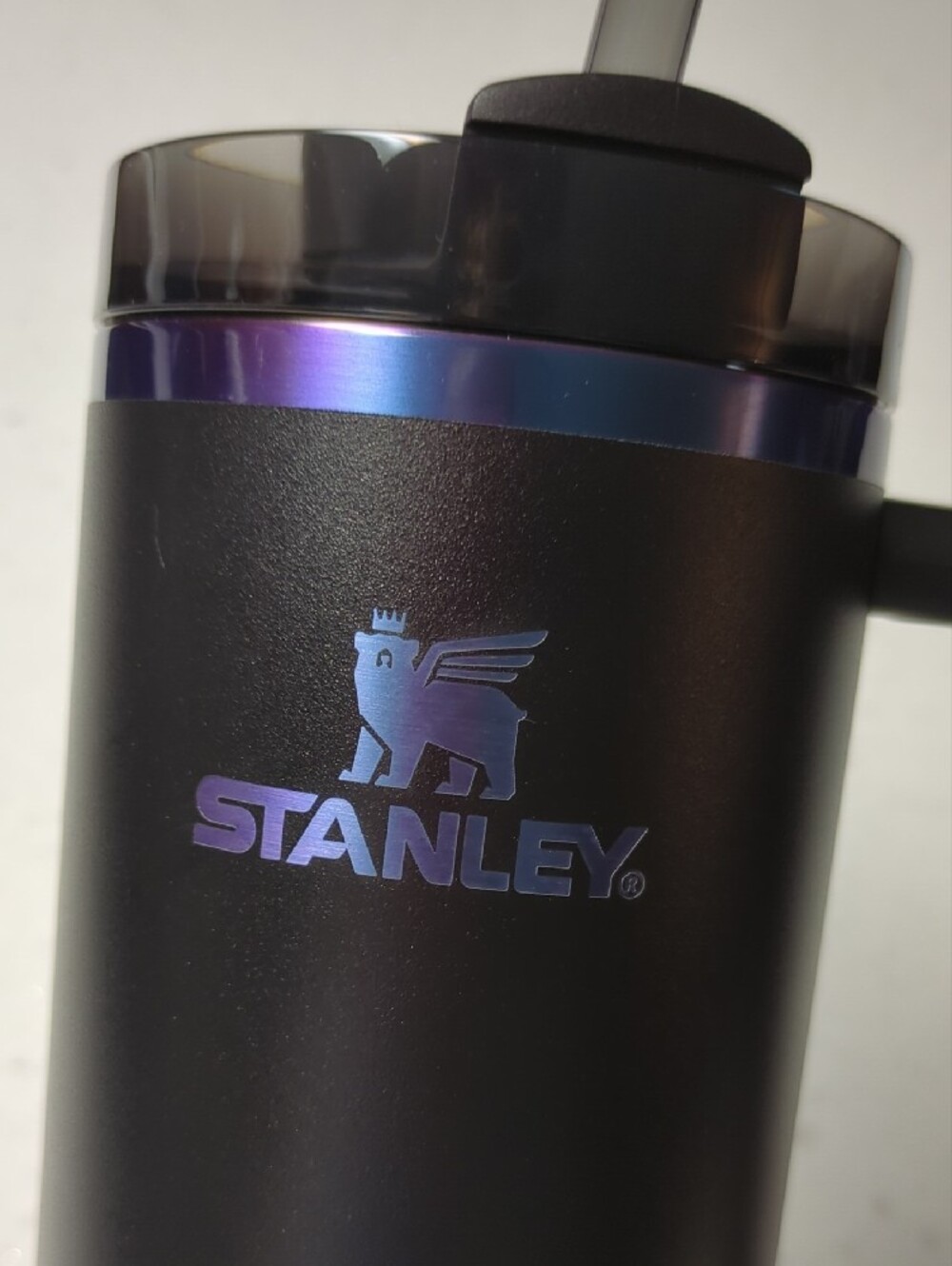 Limited Stanley Black Chroma 30 Oz Travel Tumbler with Iridescent Purple-Blue - Picture 4 of 12